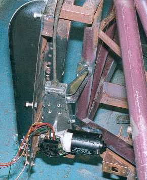 Wiper motor in position on the body.