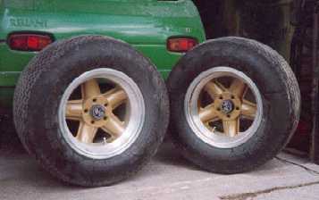 Rear wheels and tyres